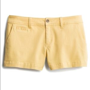 Market & Spruce Elicia mid rise shorts